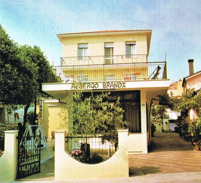Albergo Villa-Brandi --- Pensione Completa --- Беллария-Иджеа-Марина Экстерьер фото