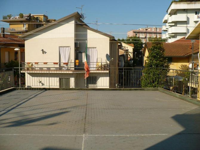 Albergo Villa-Brandi --- Pensione Completa --- Беллария-Иджеа-Марина Экстерьер фото