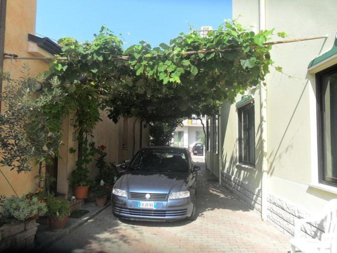 Albergo Villa-Brandi --- Pensione Completa --- Беллария-Иджеа-Марина Экстерьер фото